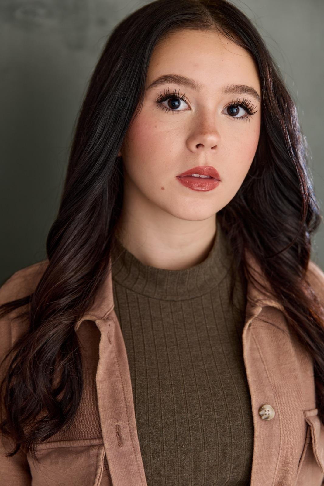 Clara Neag — studio headshot